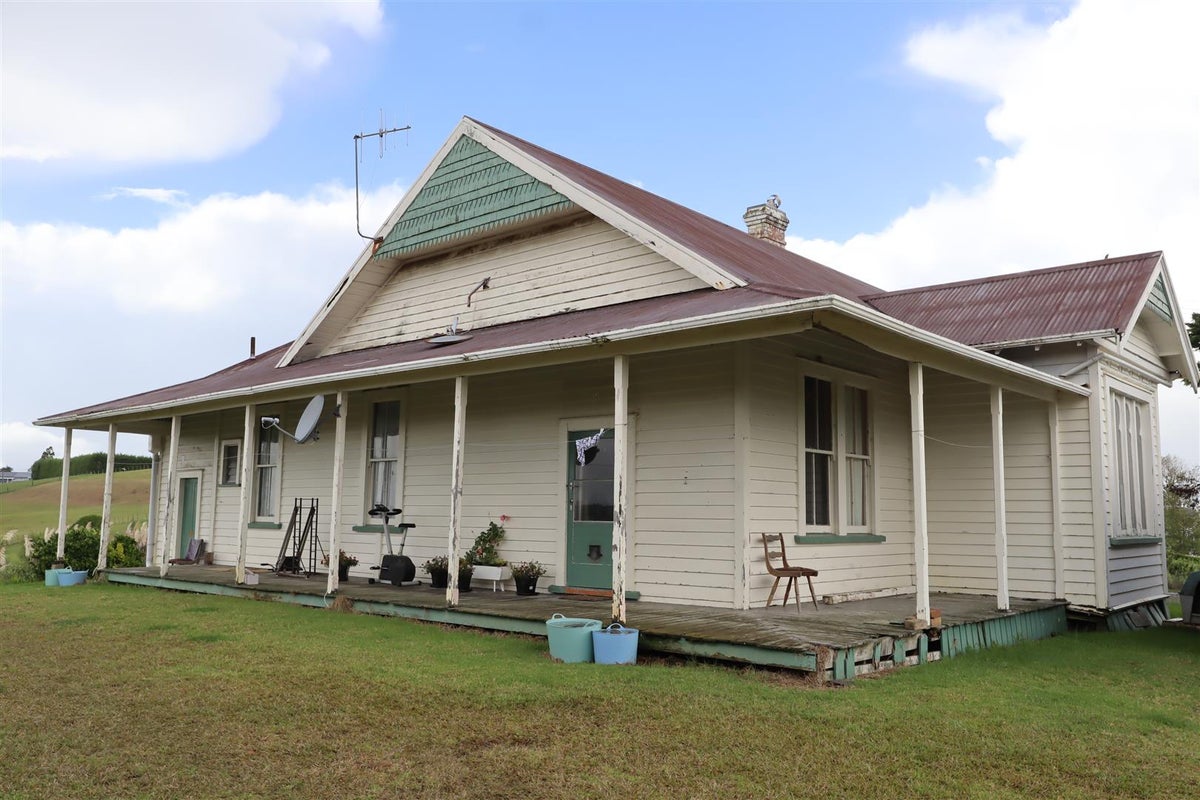 5311 State Highway 14, Awakino Point, Dargaville - Carousel 2
