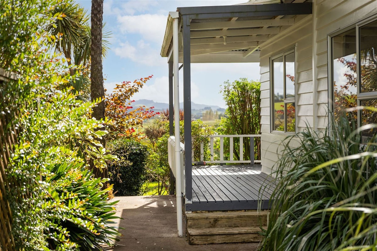 181 Henry Road, Tahawai, Katikati - Carousel 1