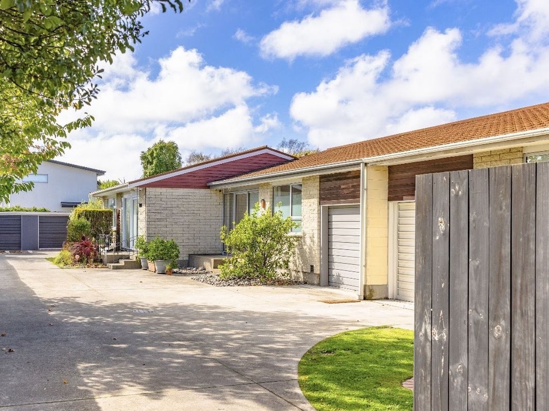2/104 Picton Avenue, Riccarton, Christchurch - Carousel 2