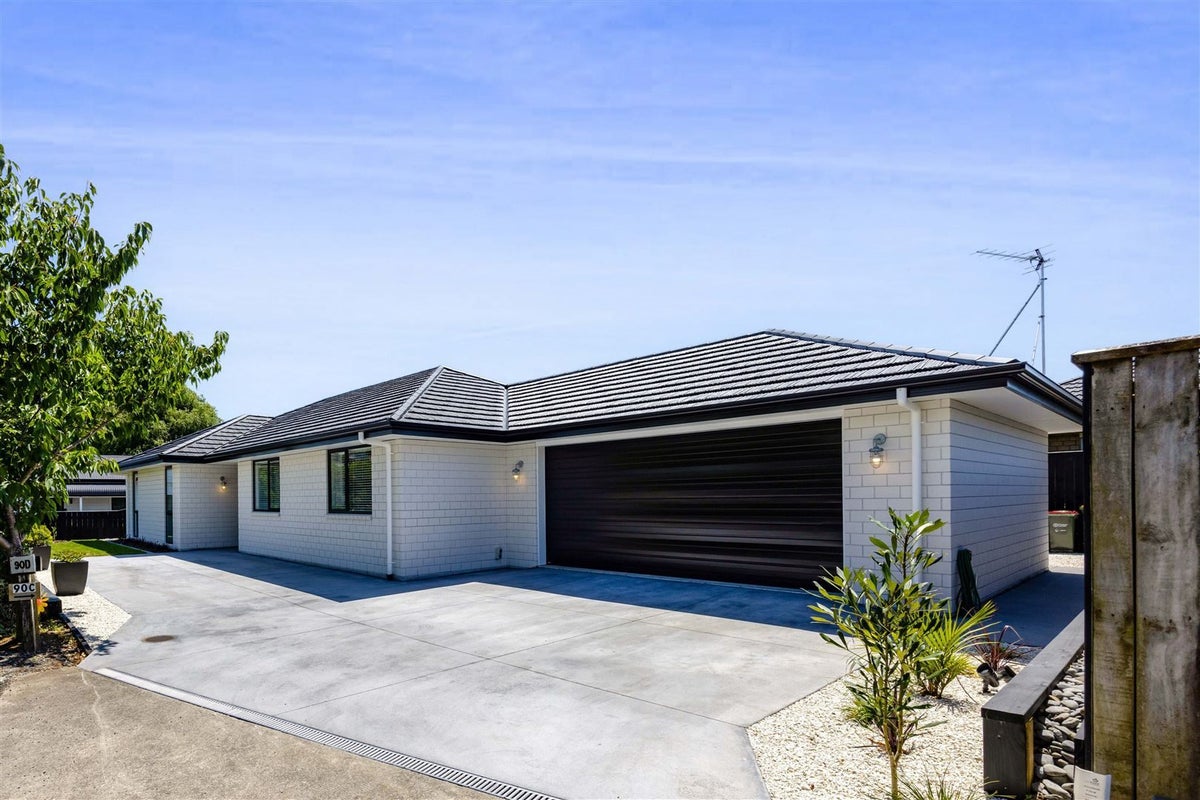 90C Smart Road, Glen Avon, New Plymouth - Carousel 1