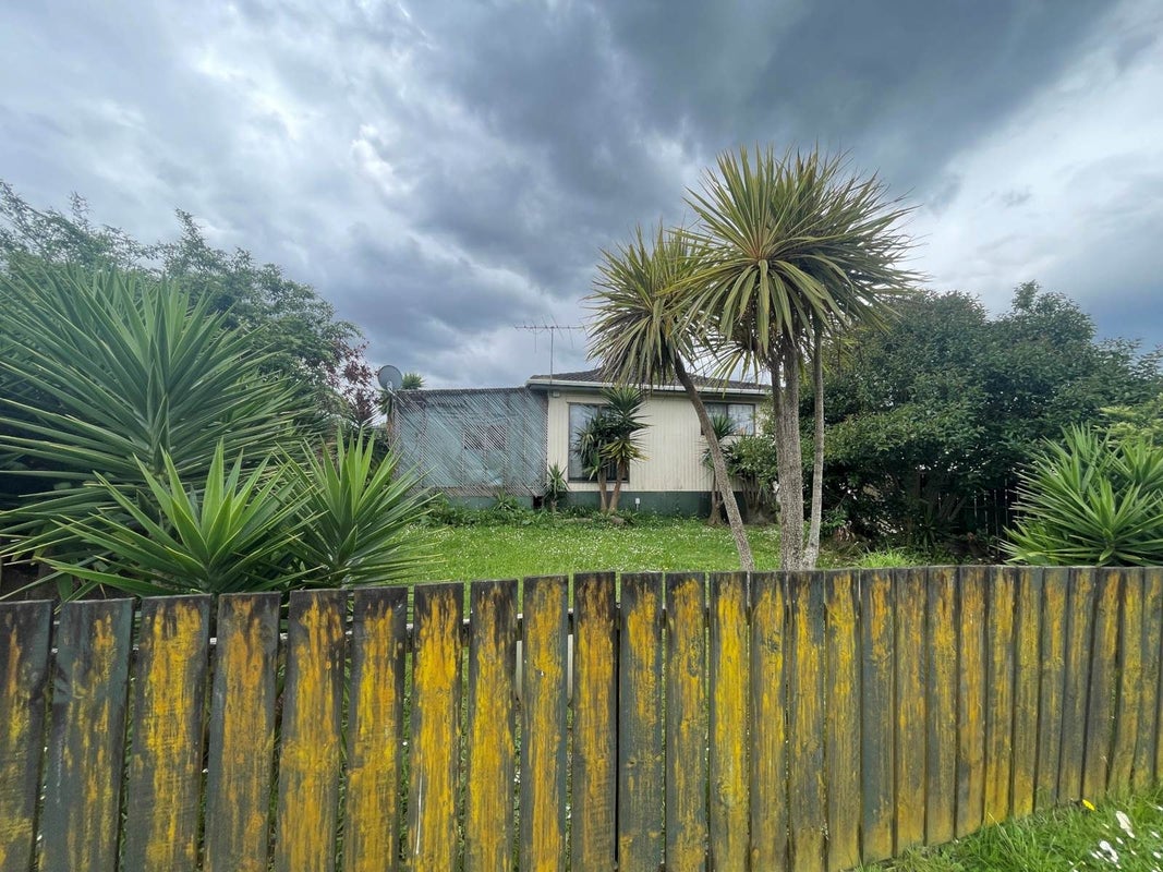 82 Hyperion Drive, Randwick Park, Auckland - Carousel 2