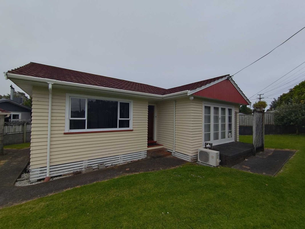 260 Frankley Road, Ferndale, New Plymouth - Carousel 1