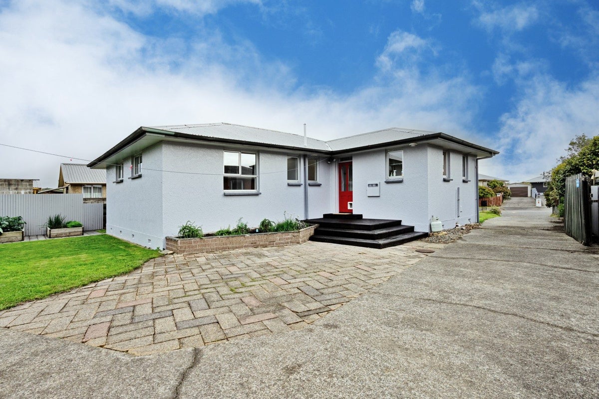 64 Forfar Crescent, Rockdale, Invercargill - Carousel 2