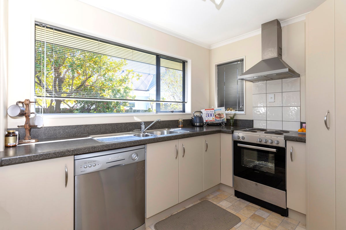 87 Wai-Iti Road, Highfield, Timaru - Carousel 2