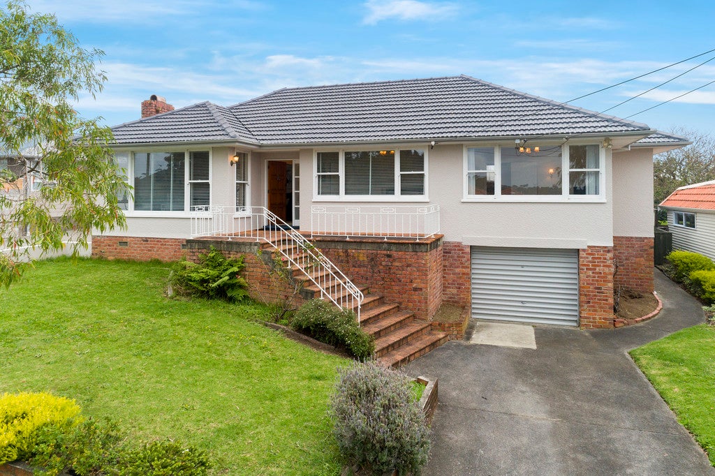 13 Whitehaven Road, Glendowie, Auckland - Carousel 1