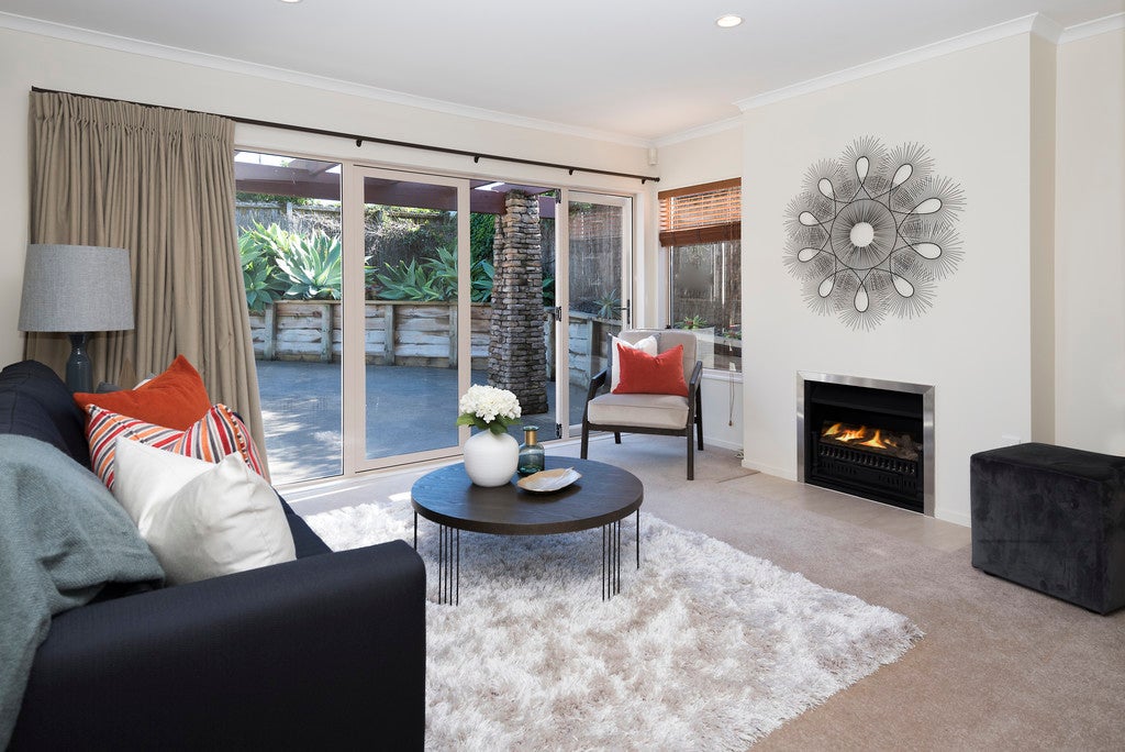 15 The Rosebowl, Sunnyhills, Auckland - Carousel 2