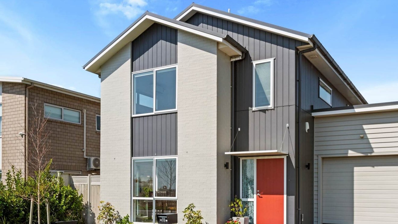70 Te Napi Drive, Takanini, Auckland - Carousel 1
