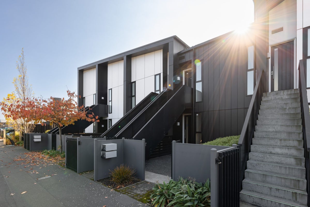 8/283 Brougham Street, Sydenham, Christchurch - Carousel 1