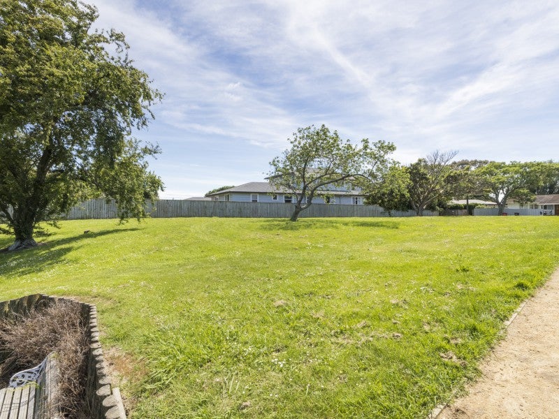 192 Maxwells Line, Awapuni, Palmerston North - Carousel 13