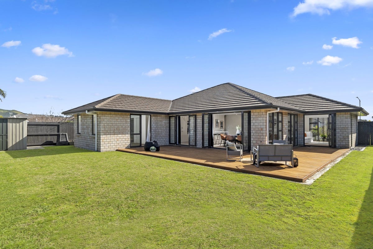 12 Lewknor Drive, Papamoa Beach, Papamoa - Carousel 34