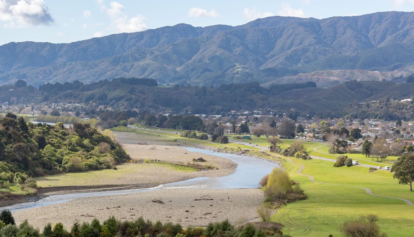 9 Lila Gillies Lane, Riverstone Terraces, Upper Hutt - Carousel 2