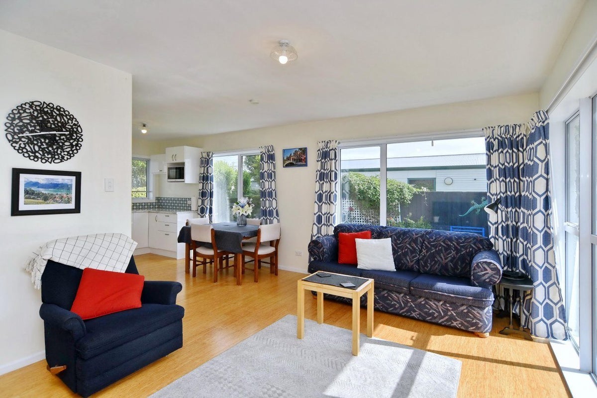 4/9 Division Street, Riccarton, Christchurch - Carousel 2