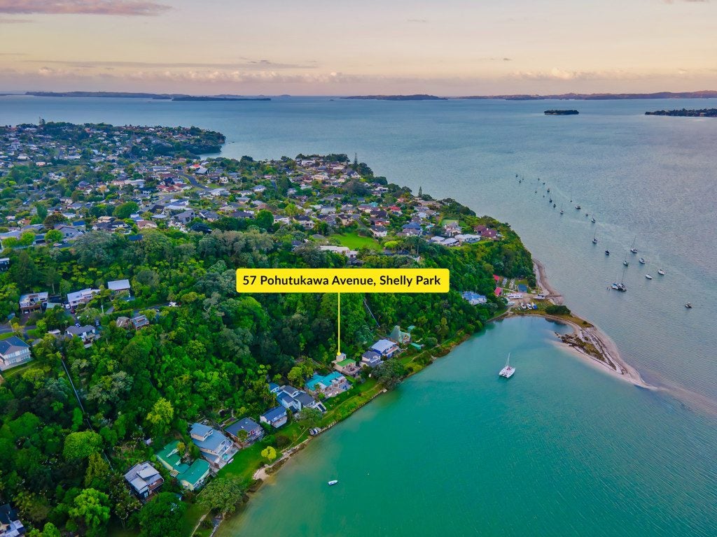 57 Pohutukawa Avenue, Shelly Park, Auckland - Carousel 36