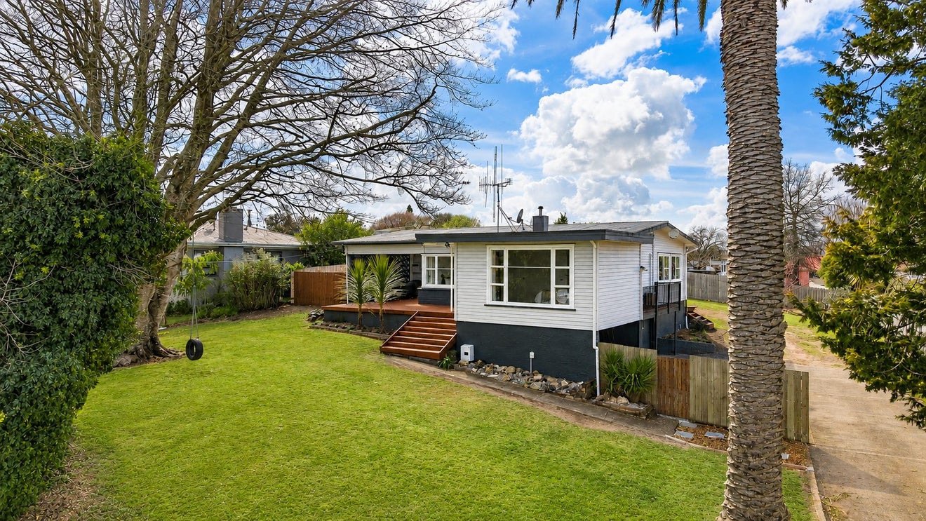 49 Leslie Street, Kihikihi, Waipa, Waikato - Carousel 1