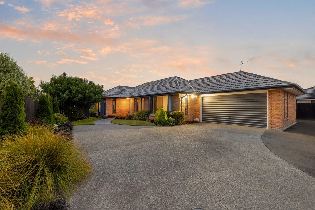 16 Kildare Street, Northwood, Christchurch - Carousel 1