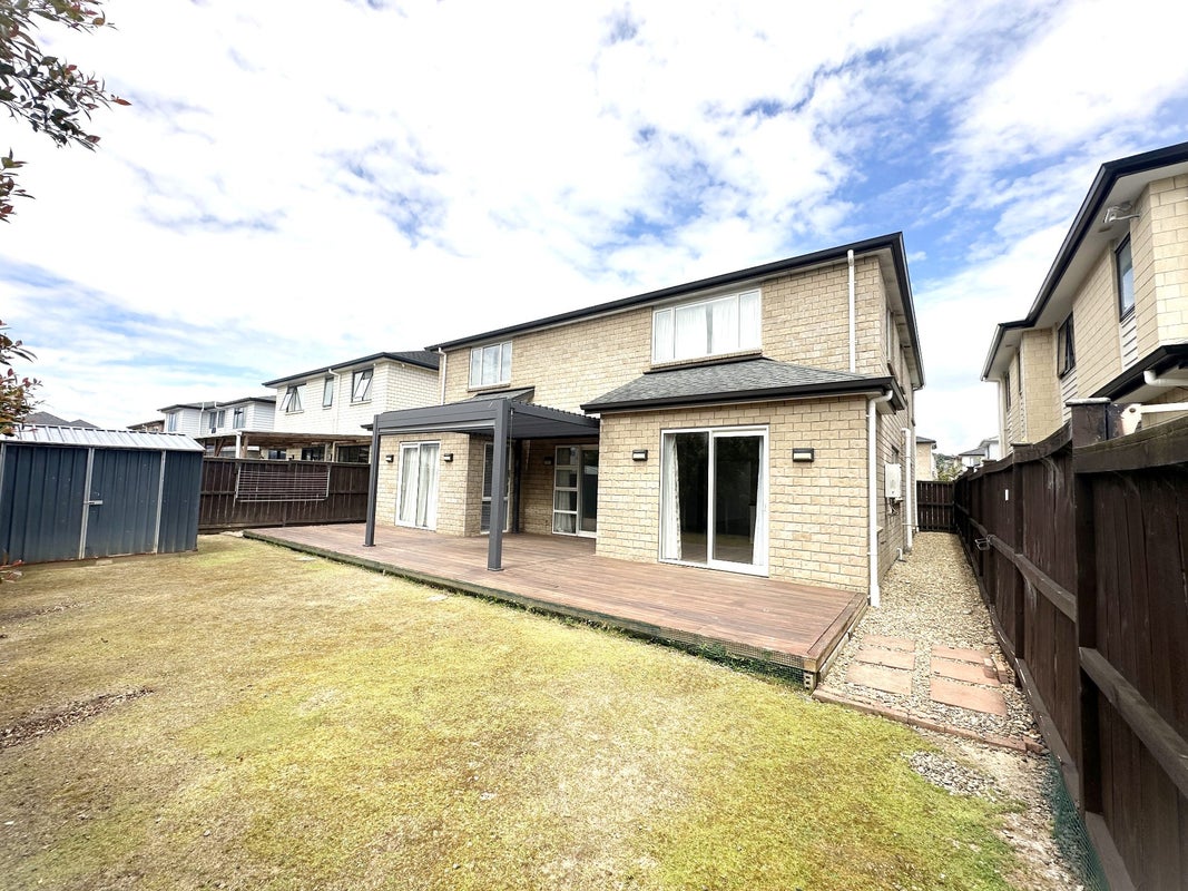 9 Ballyholey Drive, Flat Bush, Auckland - Carousel 19