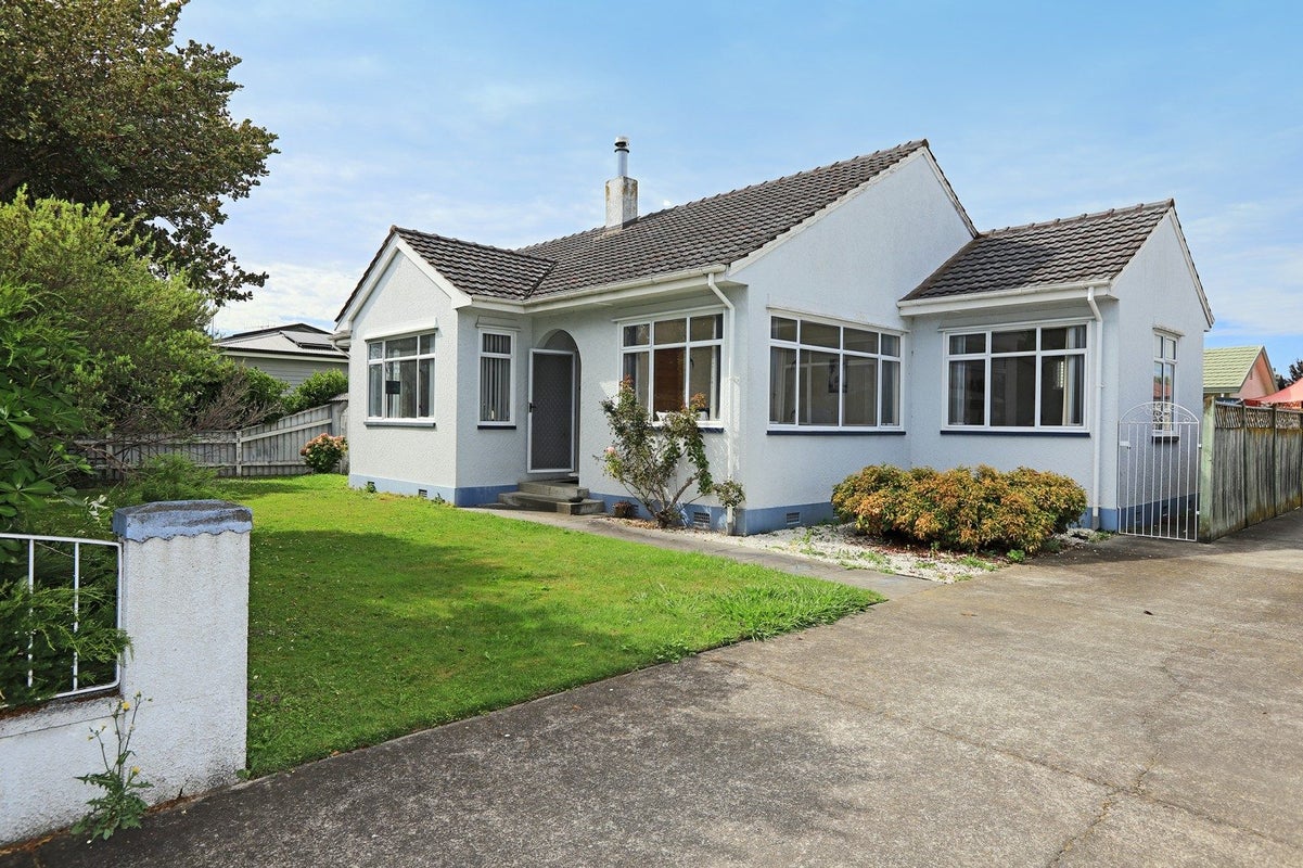 35 Peddie Street, Taradale, Napier - Carousel 1
