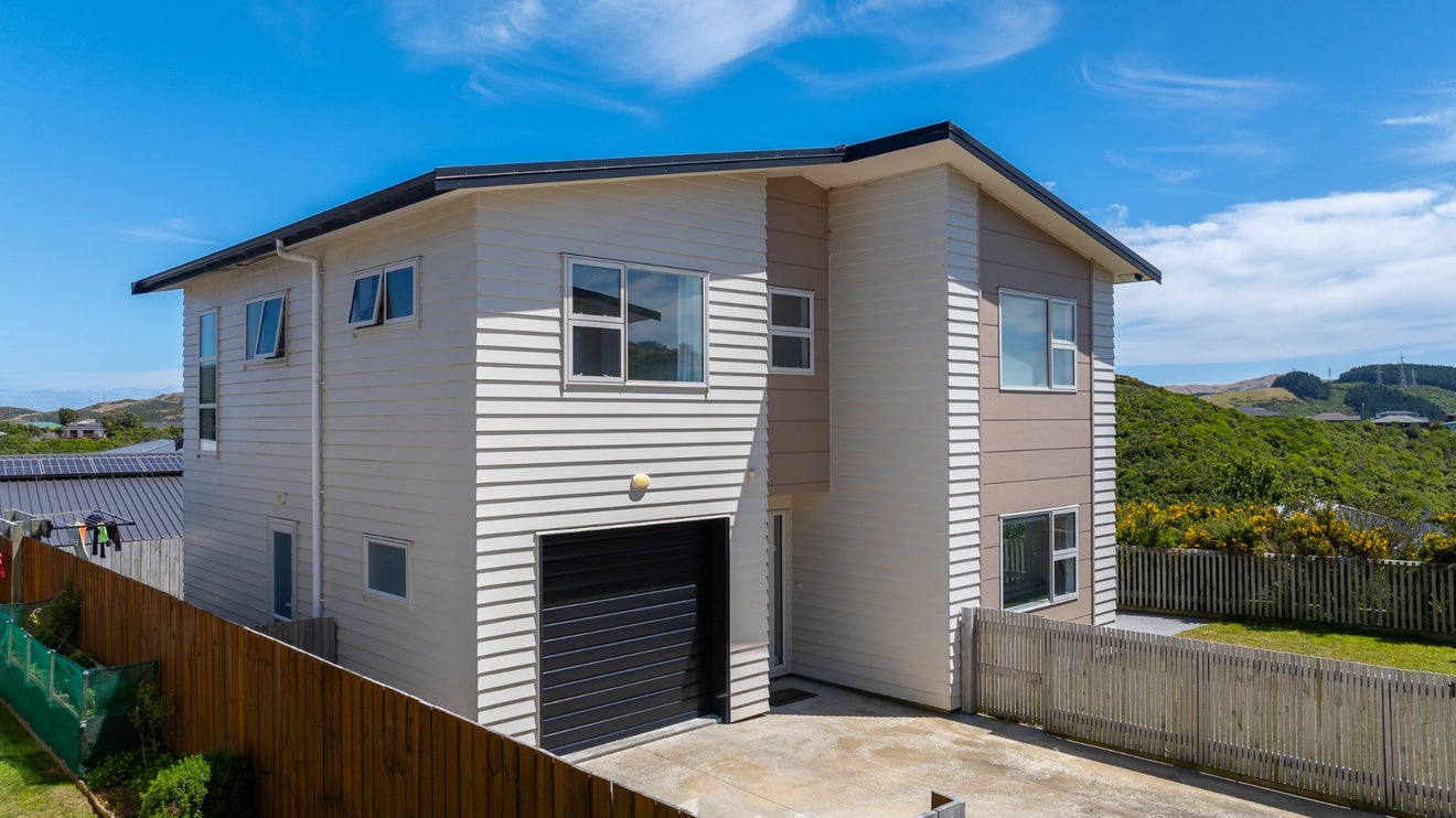 12 Trelawny Terrace, Grenada Village, Wellington - Carousel 2