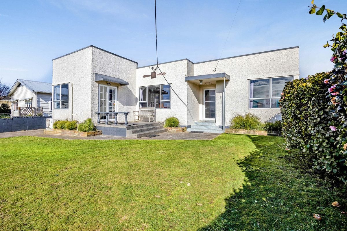 23 Campbell Street, Hawera - Carousel 2