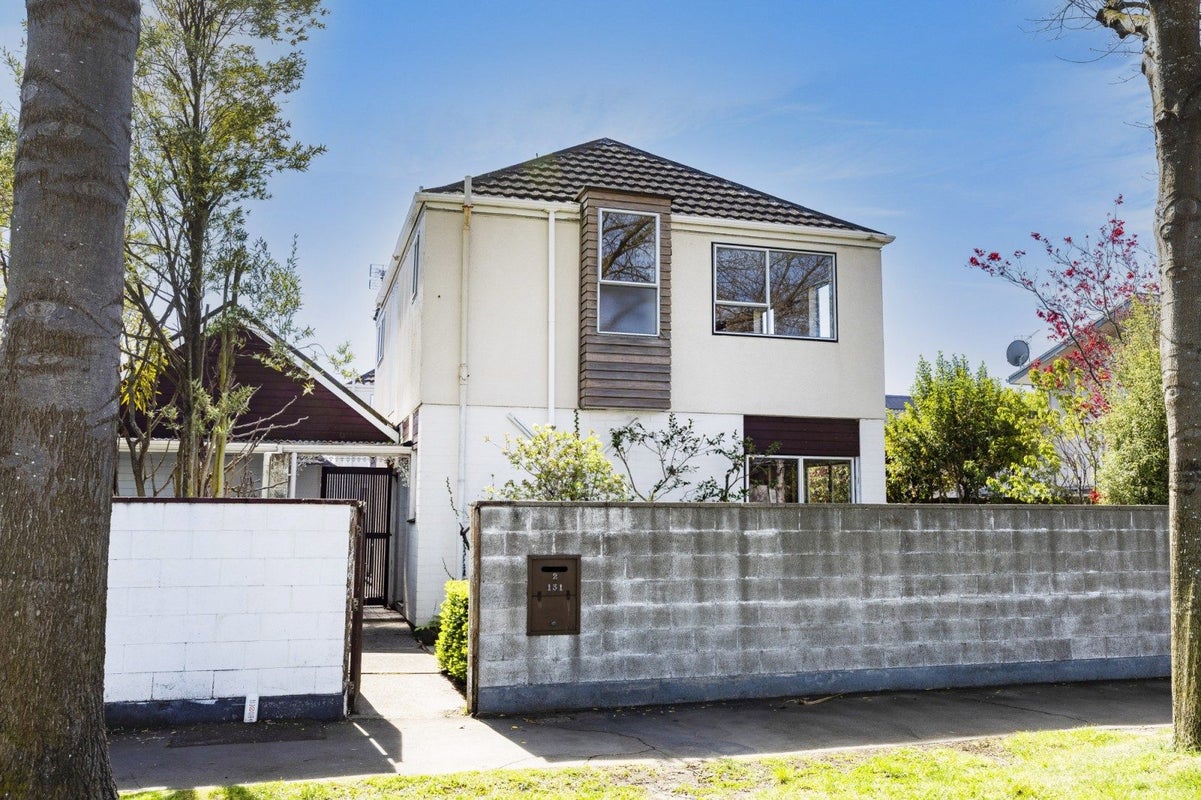 2/131 Rugby Street, Merivale, Christchurch - Carousel 1