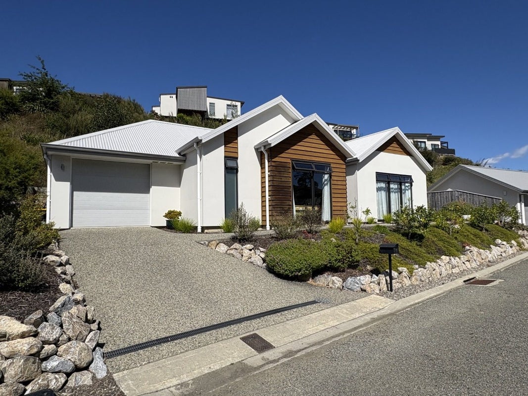 11 Waterson Lane, Stoke, Nelson - Carousel 1