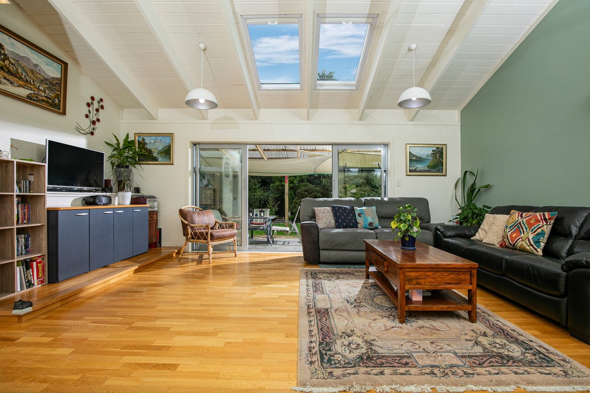 140 The Avenue, Lucas Heights, Auckland - Carousel 2
