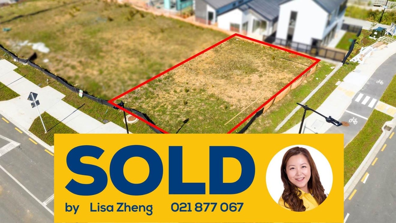 37 Paretao Street, Massey, Auckland - Carousel 1