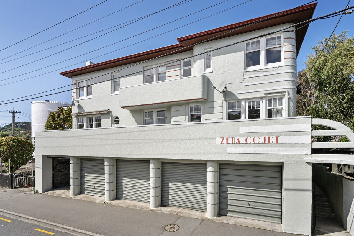 6/11 Dufferin Street, Mount Cook, Wellington - Carousel 1