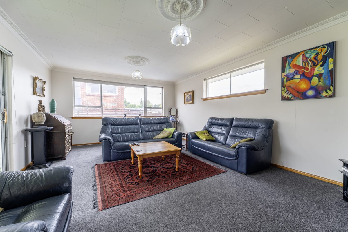 48 Mountain View Road, Glenwood, Timaru - Carousel 2