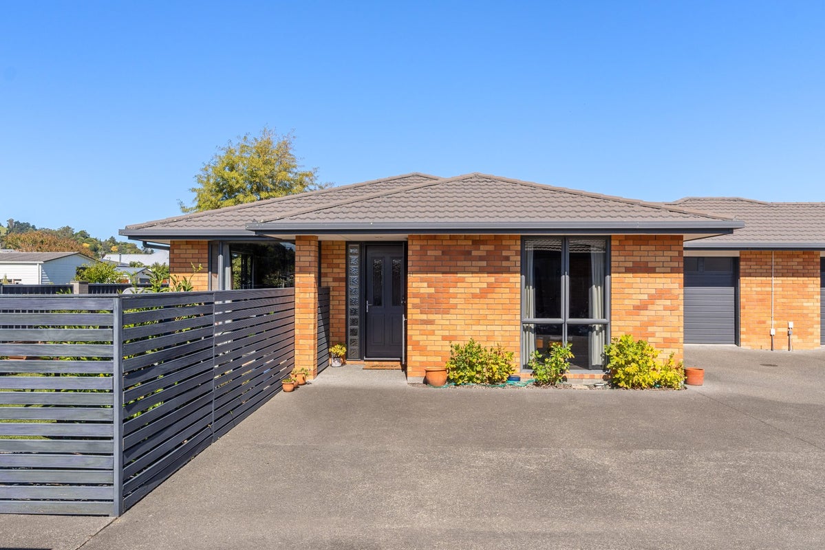 109B Ormond Road, Whataupoko, Gisborne - Carousel 1