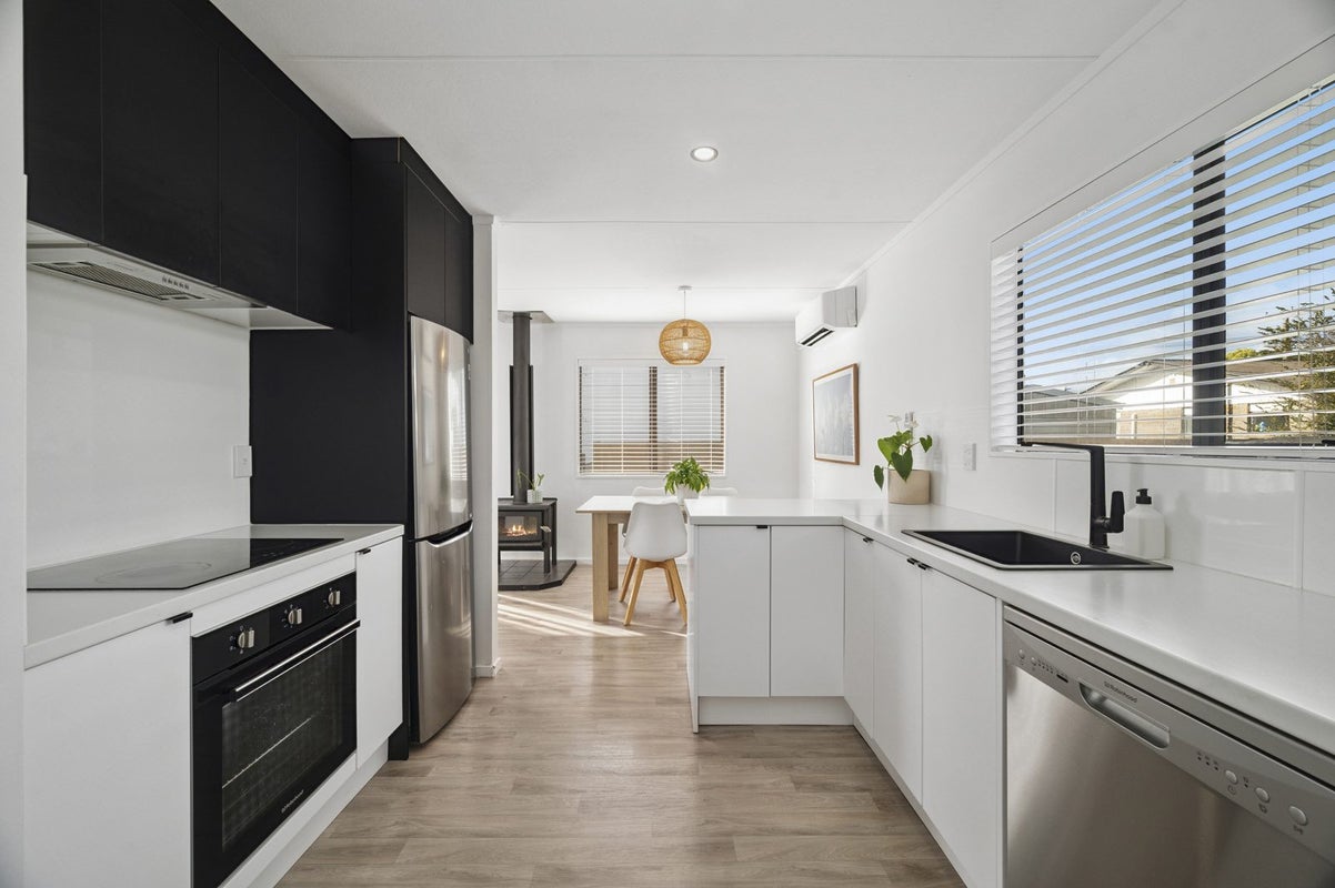 2 Tania Crescent, Western Heights, Rotorua - Carousel 2