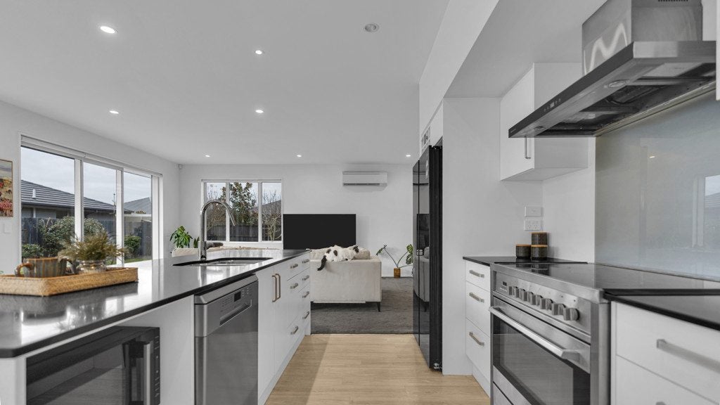 4 James Caird Lane, Wigram, Christchurch City, Canterbury - Carousel 2