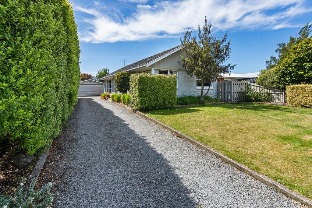 30 Fern Drive, Halswell, Christchurch - Carousel 1