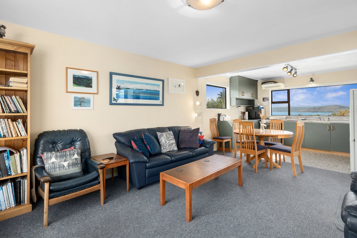 8 Watson Street, Warrington, Waikouaiti - Carousel 1