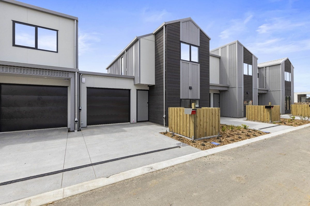 5 Gecko Lane, Hamilton Lake, Hamilton - Carousel 2