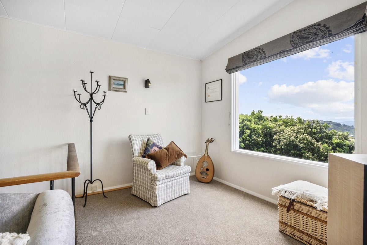 69 Farnham Street, Mornington, Wellington - Carousel 16