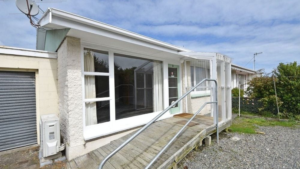 7/195 Pomona Street, Strathern, Invercargill - Carousel 1