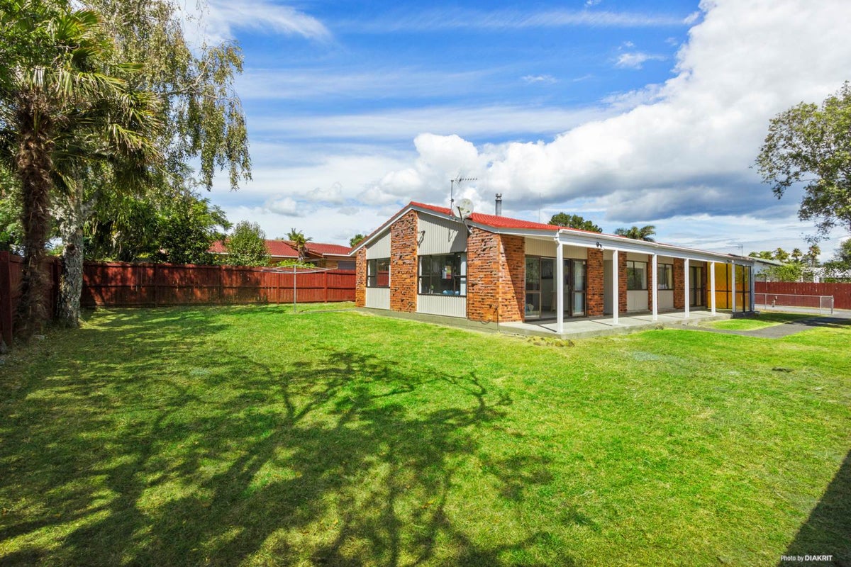 12 Ti Nana Crescent, Henderson, Auckland - Carousel 1