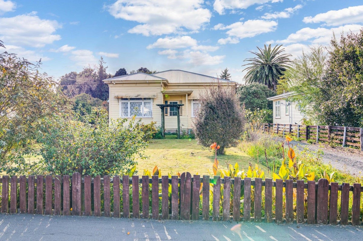 74 Oxford Street, Lansdowne, Masterton - Carousel 36