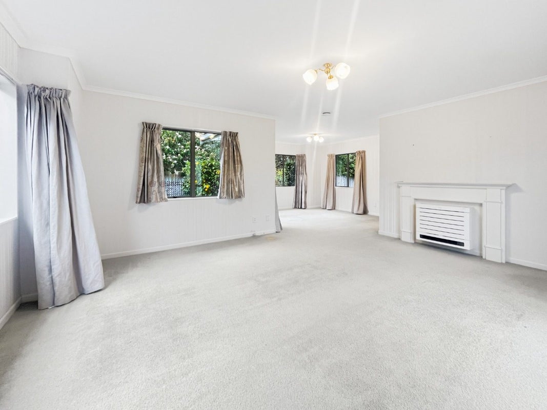 2 The Glen, Hokowhitu, Palmerston North - Carousel 2