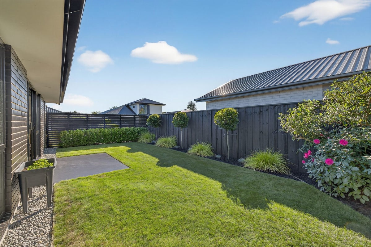 2 Graeme Cooper Lane, Avonhead, Christchurch - Carousel 22