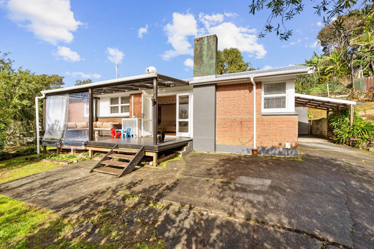 25 Mcinnes Avenue, Kamo, Whangarei - Carousel 1