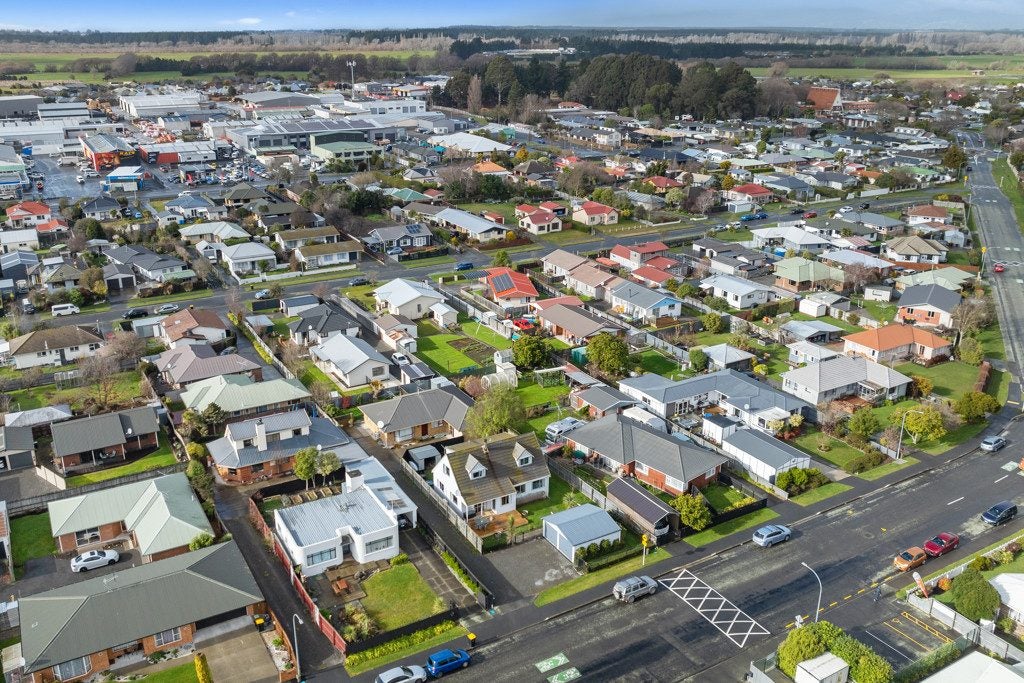 27A Vickery Street, Waltham, Christchurch - Carousel 19