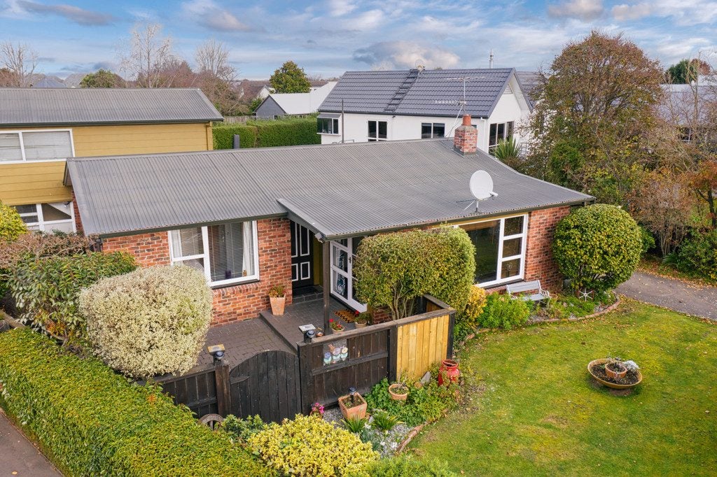 64 Farm Road, Allenton, Ashburton - Carousel 1
