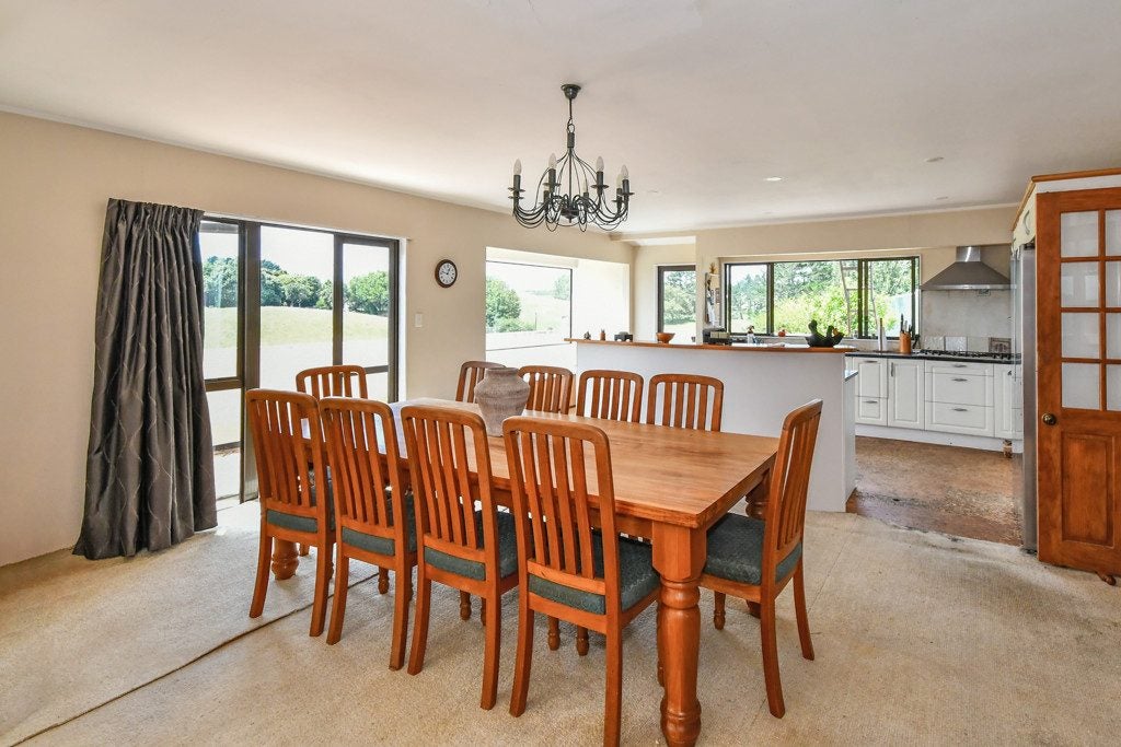 254C Hunter Road, Patumahoe, Pukekohe - Carousel 24
