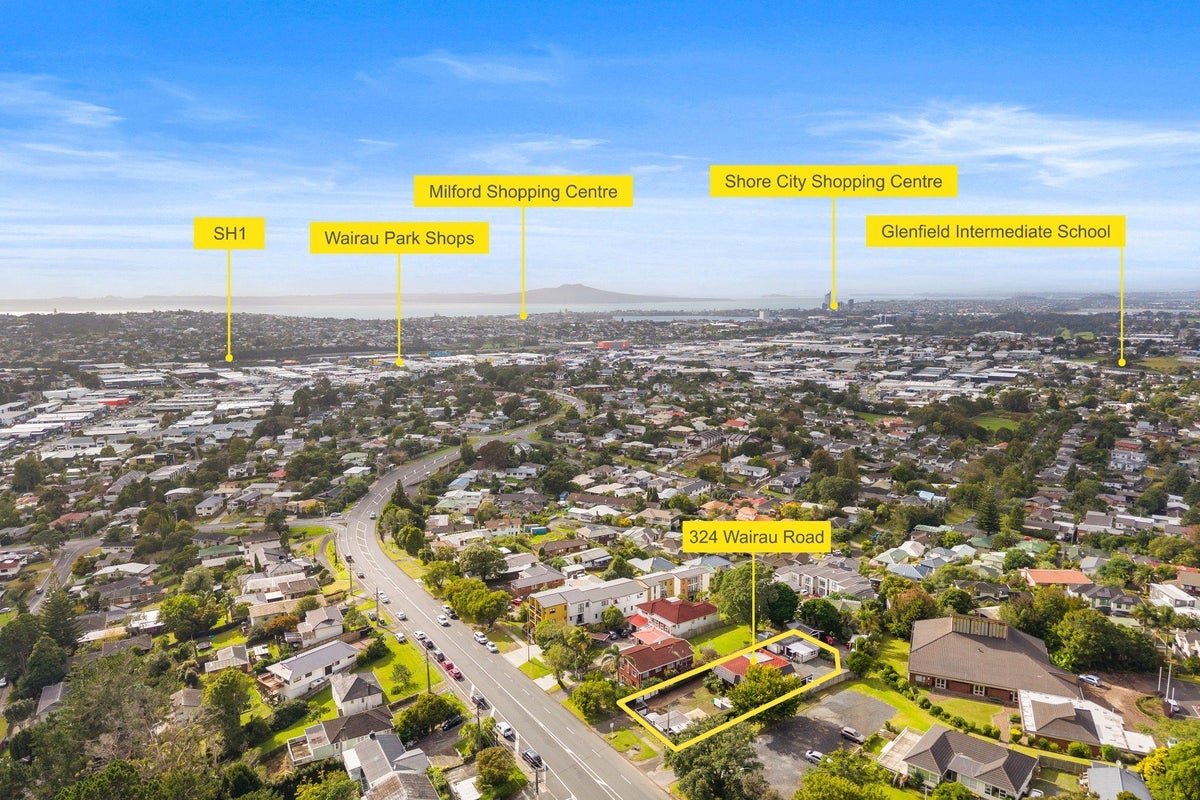 324 Wairau Road, Glenfield, Auckland - Carousel 1