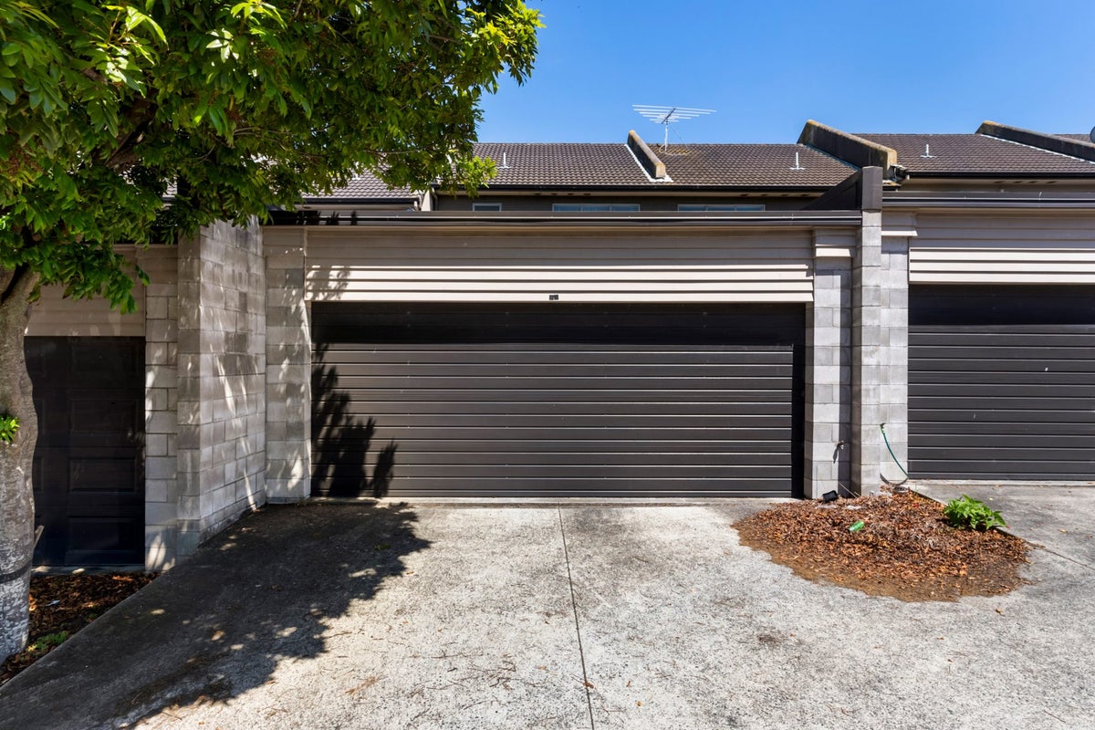 13 Concepts Way, Flat Bush, Auckland - Carousel 10