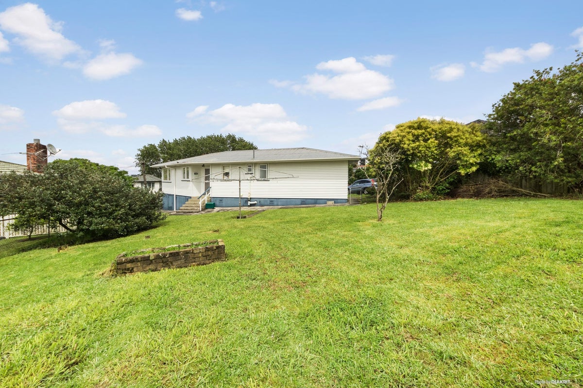 10 Hillview Avenue, New Windsor, Auckland - Carousel 2