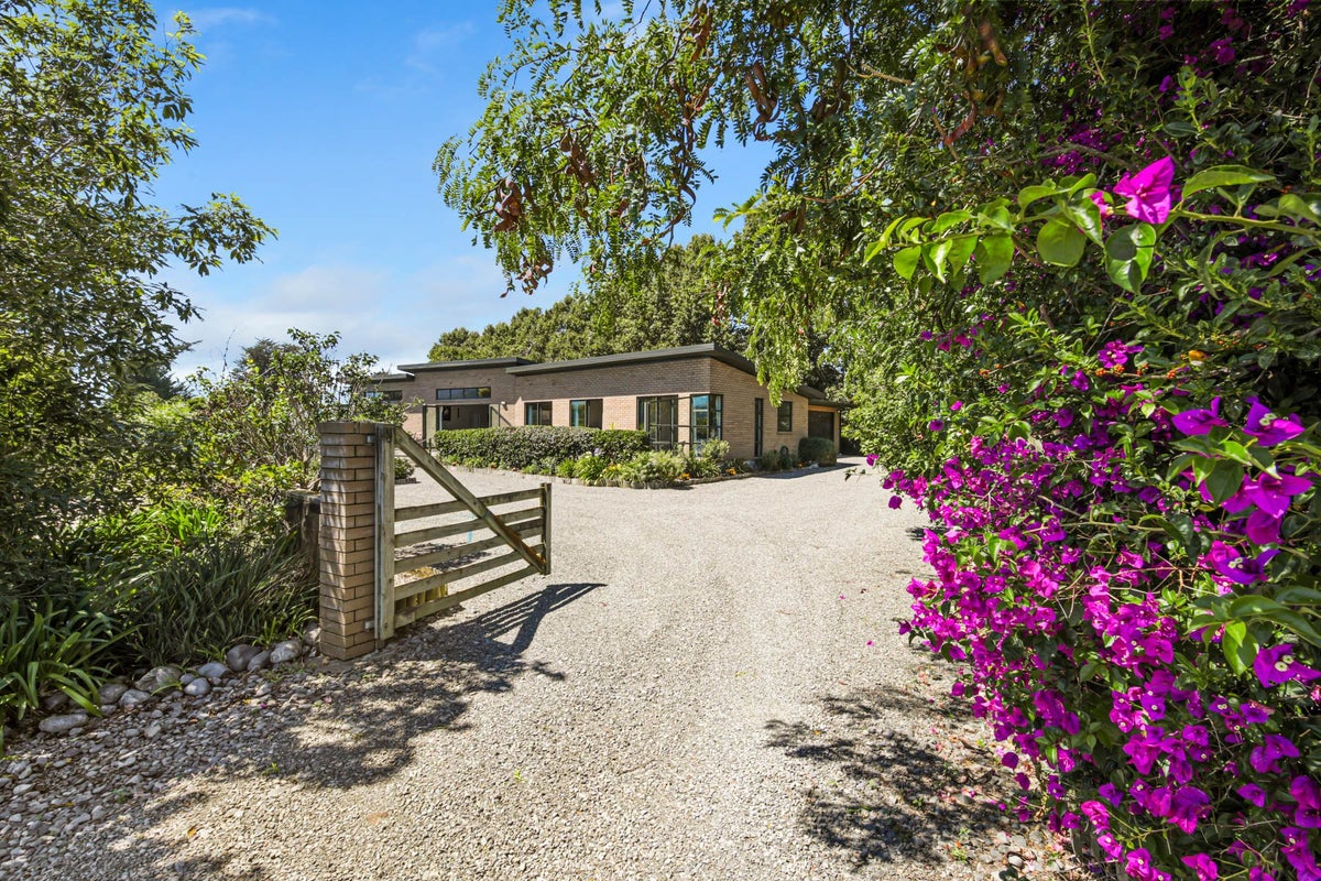 36 Hillocks Road, Spring Creek, Spring Creek - Carousel 1