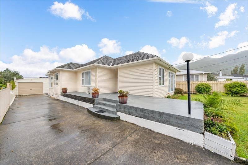 6 McKay Street, Wainuiomata, Lower Hutt - Carousel 2